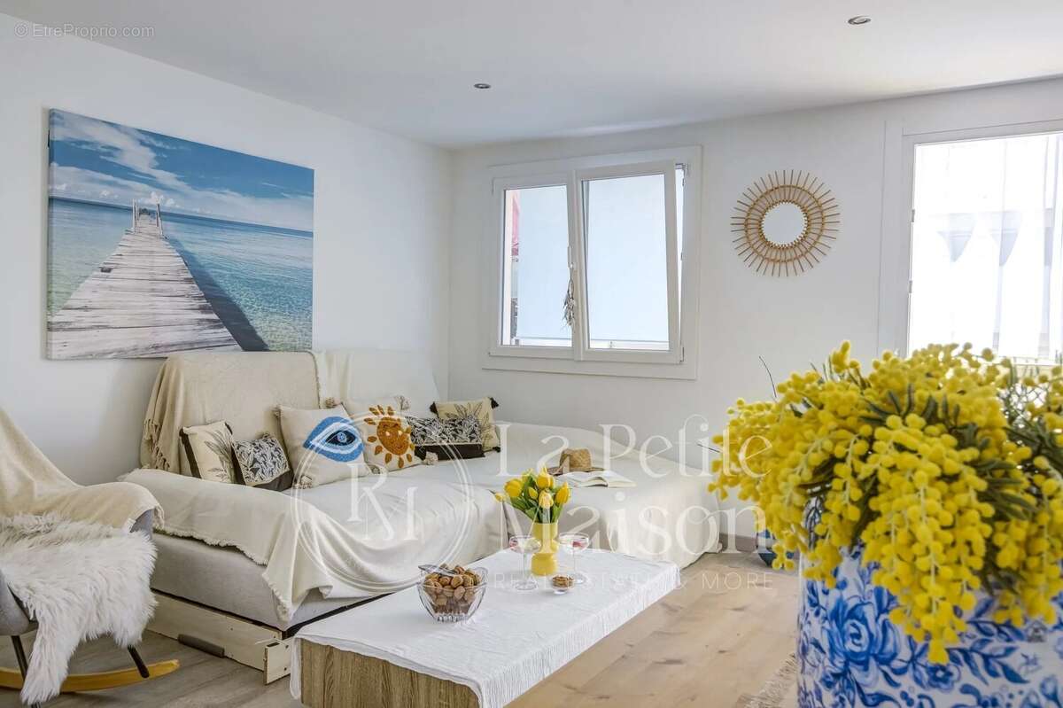 Appartement à CAGNES-SUR-MER
