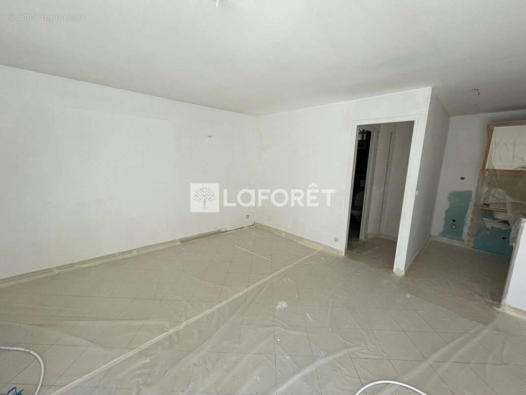 Commerce à ORMESSON-SUR-MARNE