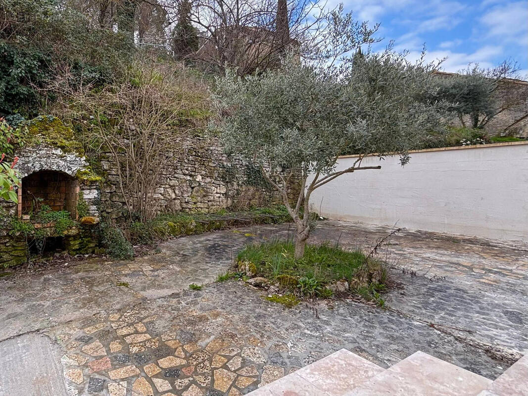 Maison à BONNIEUX