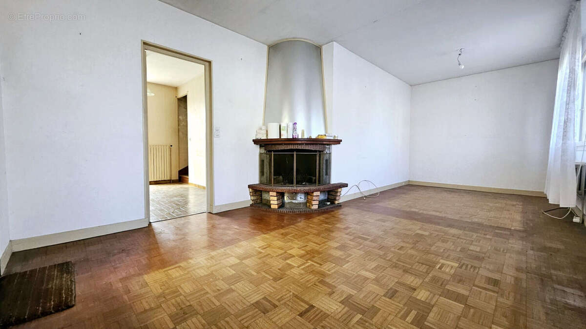 Maison à VILLEPARISIS