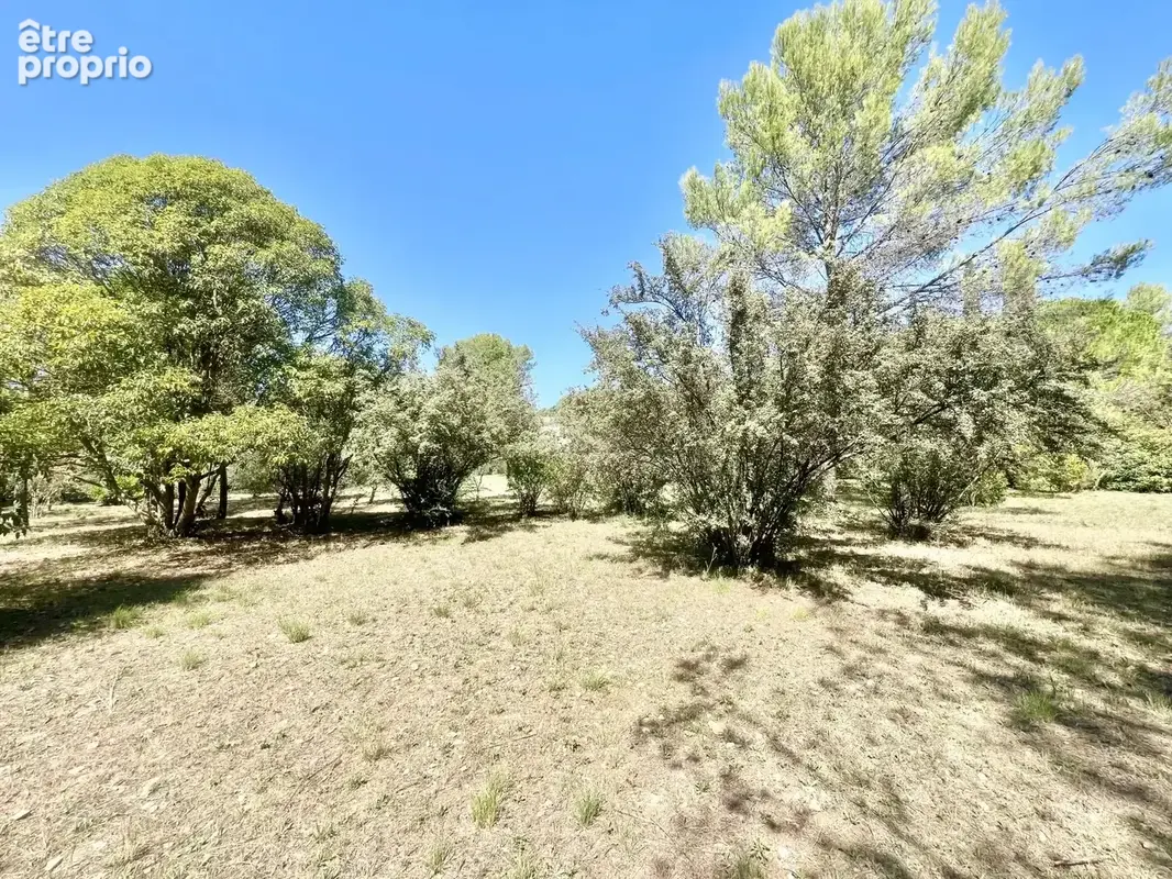 Maison provençale T6 sur 4 200 m² de terrain clos - photo 8
