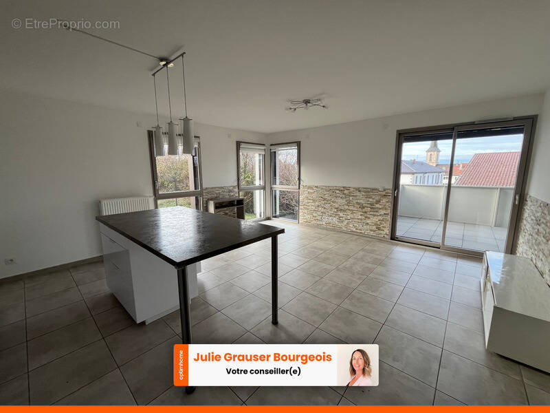 Appartement à ANTHY-SUR-LEMAN