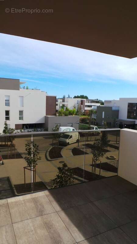 Appartement à LATTES