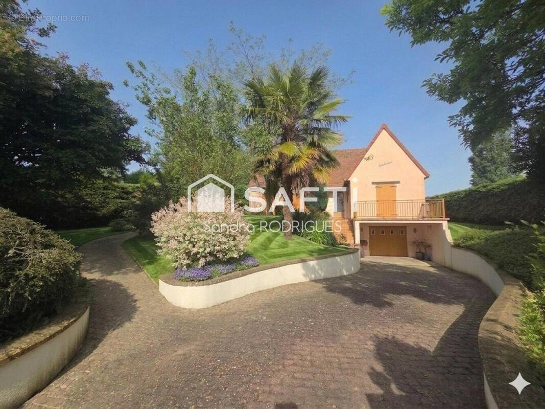 Photo 1 - Maison à DERCY