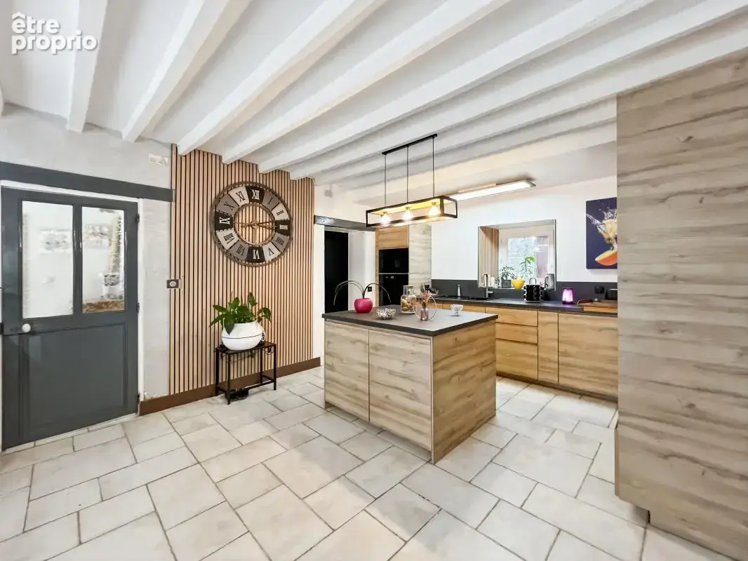  Domaine d'exception à Saint-Péravy-la-Colombe : Deux maisons, piscine et 2721 m²de verdure sans aucun vis-à-vis !  - photo 6