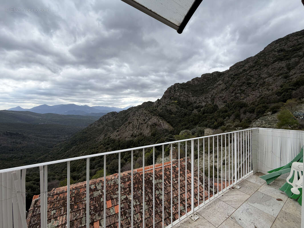 Maison à CASTELLARE-DI-MERCURIO