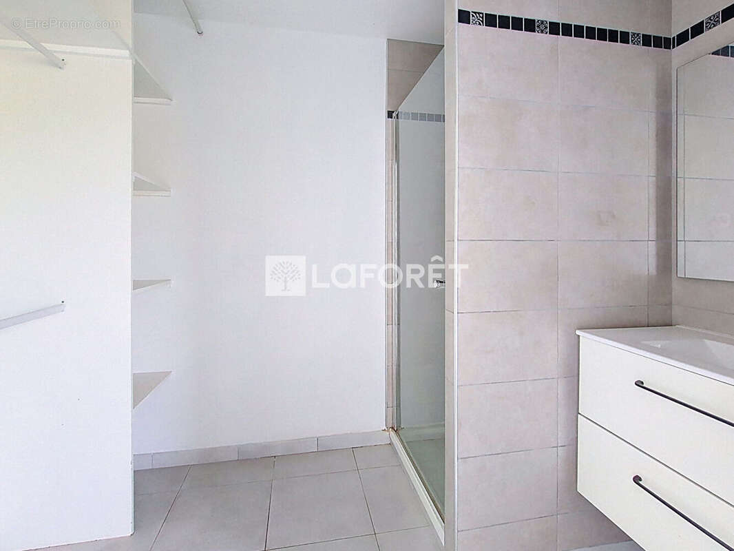 Maison à MONCLAR-DE-QUERCY