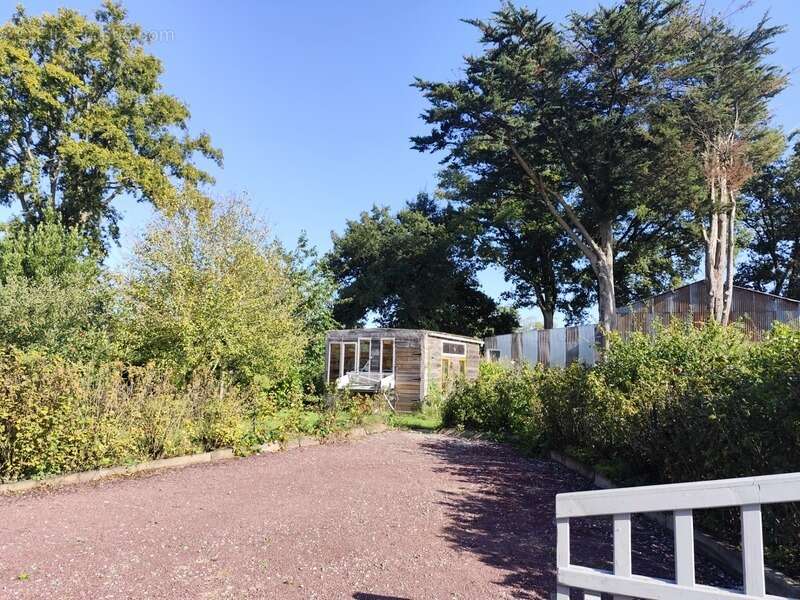 Maison à SAINT-VINCENT-SUR-OUST