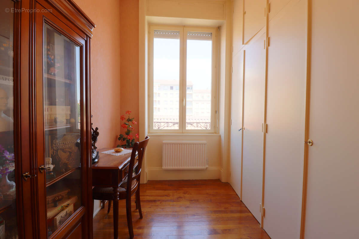 Appartement à LYON-1E