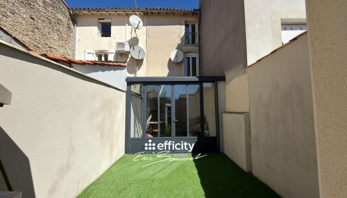 Maison 71 m² à Niort  - photo 16