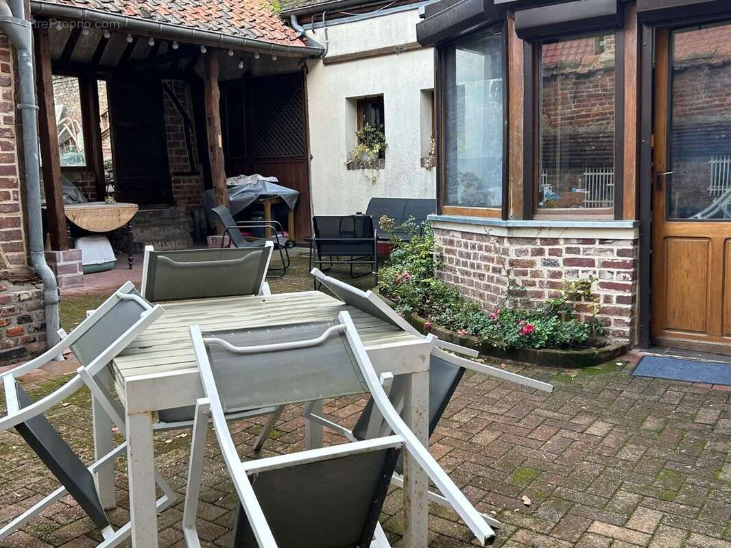 Maison à CRECY-EN-PONTHIEU