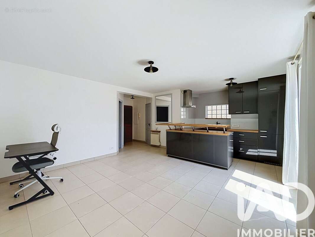 Photo 3 - Appartement à PIERRELAYE