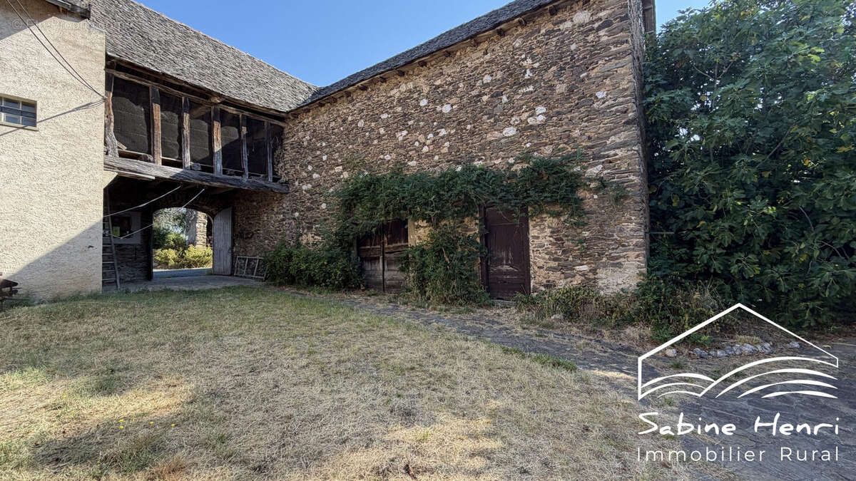 Maison 180 m² à Mirandol-Bourgnounac  - photo 4