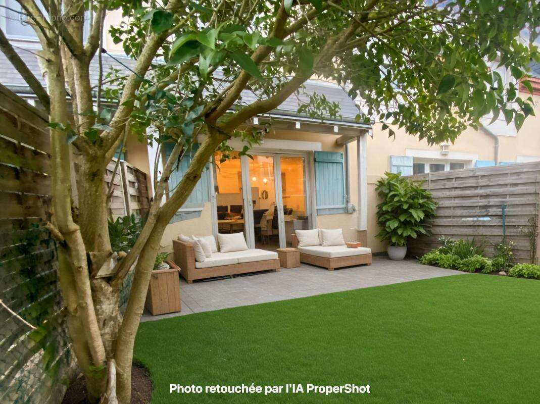 Appartement à CHECY