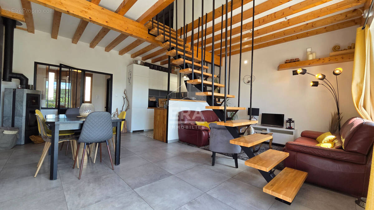 Maison à AMBERIEU-EN-BUGEY