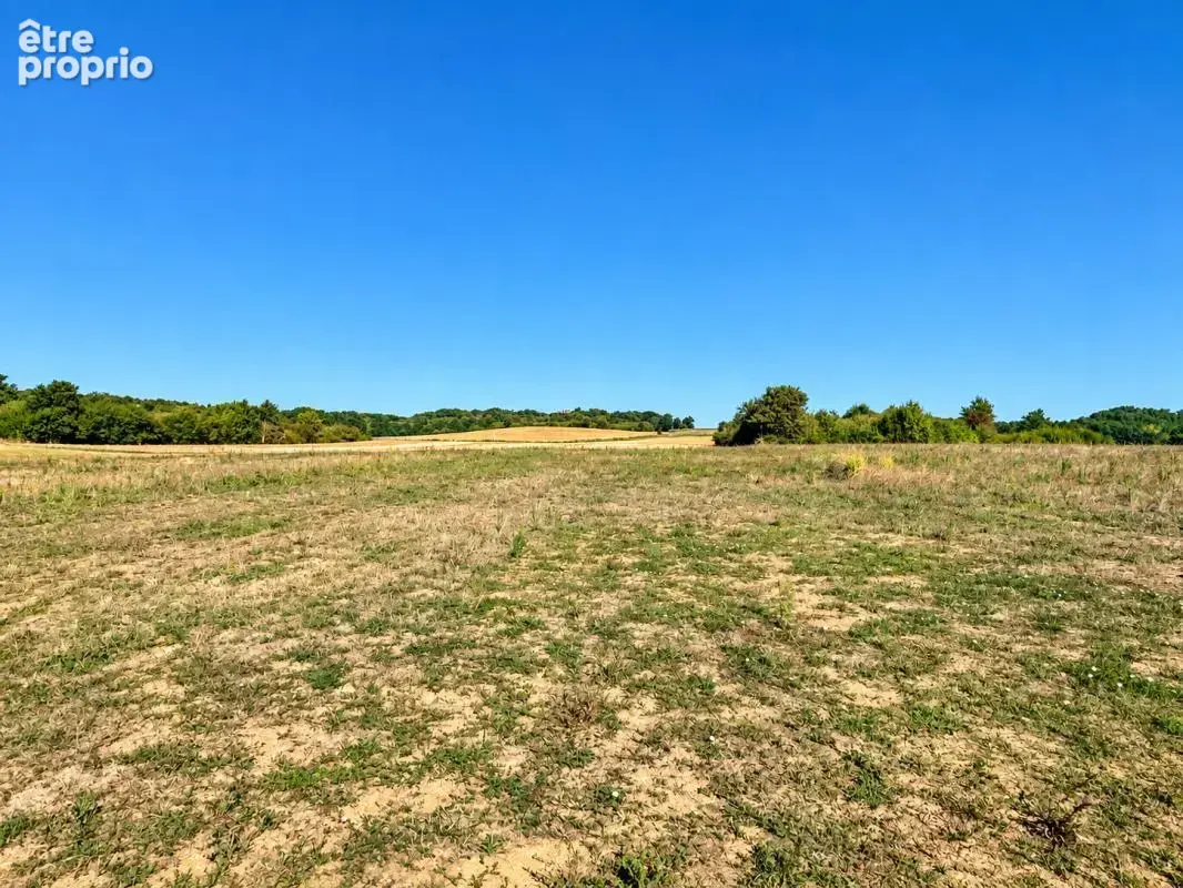 Photo Terrain à Labourgade au prix de 35 000€