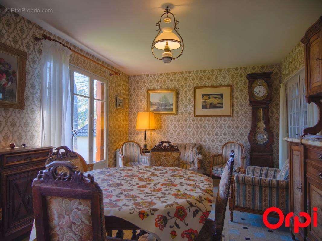 Maison à ISLE-ET-BARDAIS