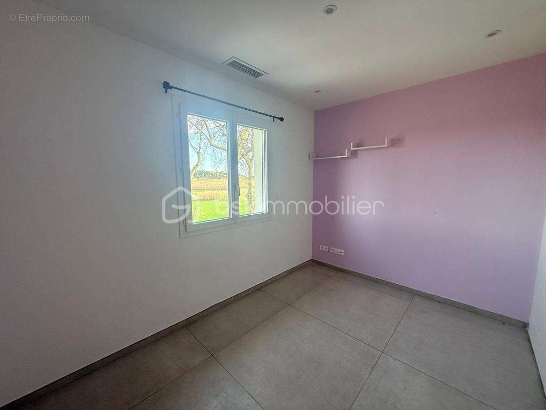 Maison à NEBIAN