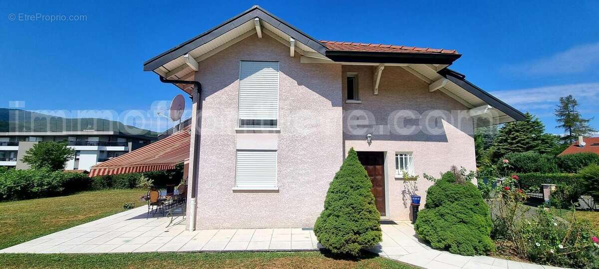 Maison 175 m² à Vetraz-Monthoux  - photo 2