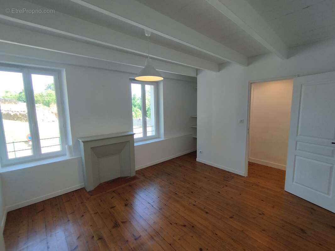 Maison 95 m² à Chateauneuf-Sur-Charente  - photo 9