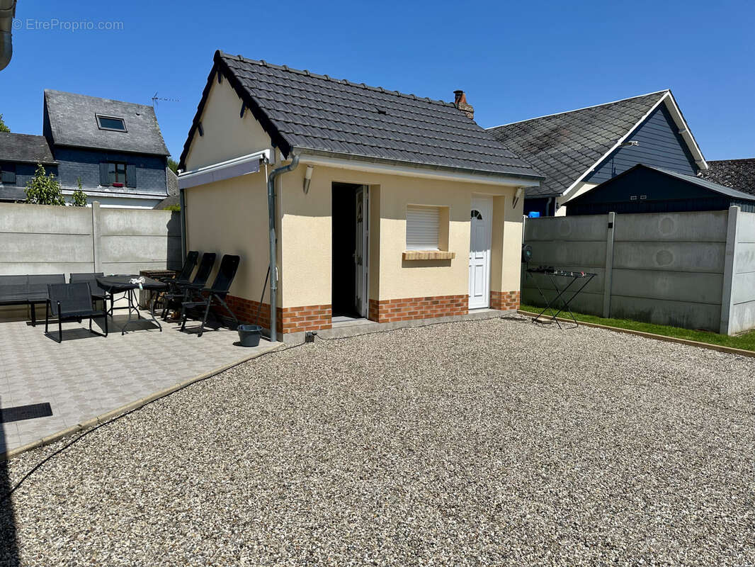 Maison à SAINT-AUBIN-LE-CAUF