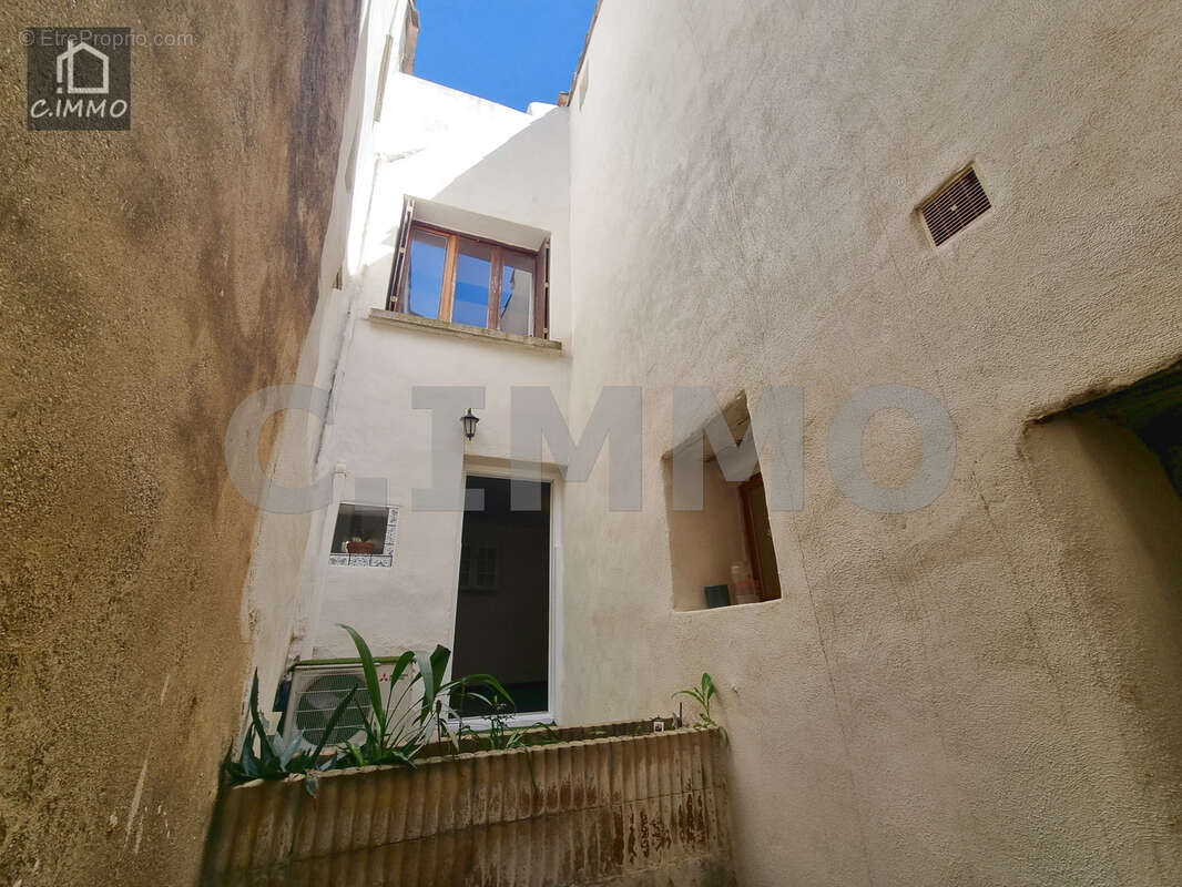 Maison à SERVIAN