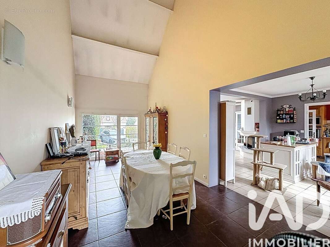 Photo 5 - Maison à VERNEUIL-SUR-SEINE