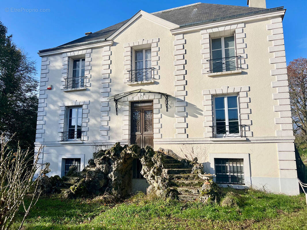 Maison à BRIE-COMTE-ROBERT