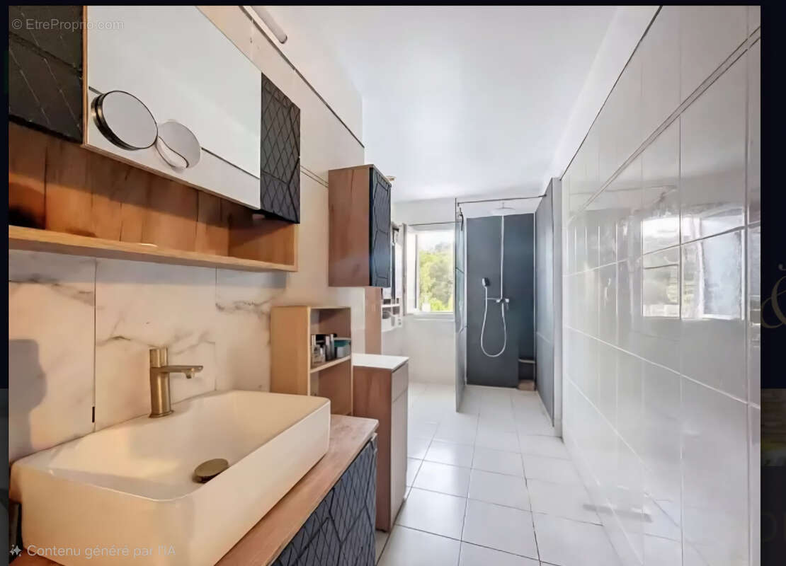 Maison à SAINT-JEANNET