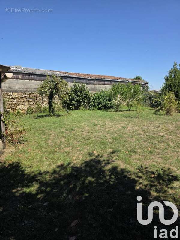 Photo 2 - Maison à SAINT-JUIRE-CHAMPGILLON