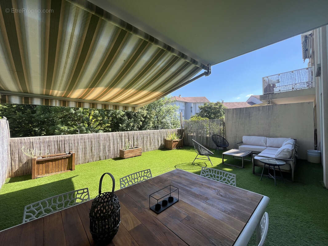 Appartement à GIERES