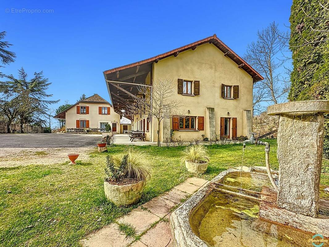 Maison à BOURGOIN-JALLIEU