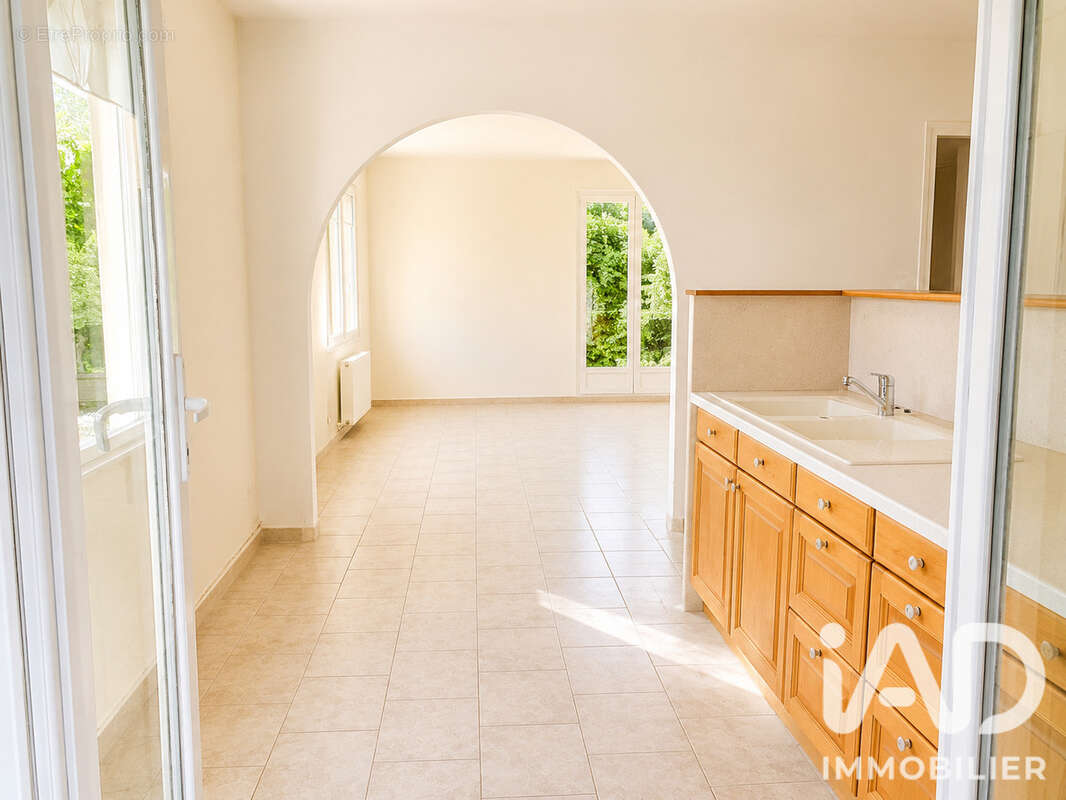 Maison 139 m² à Valreas  - photo 9