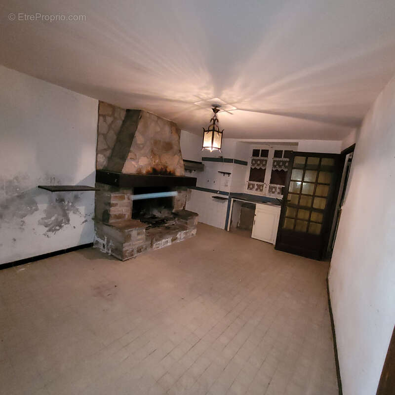 Maison de village 150 m² habitables - photo 6