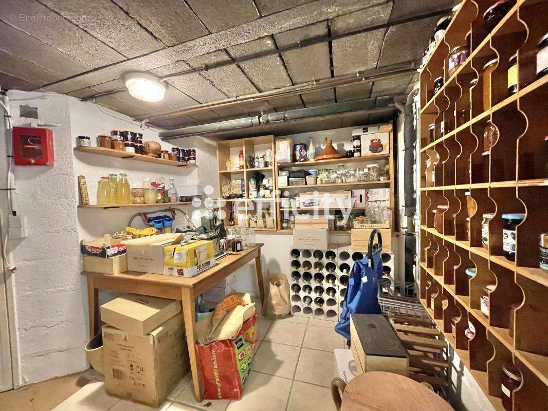 Maison à LES CLAYES-SOUS-BOIS