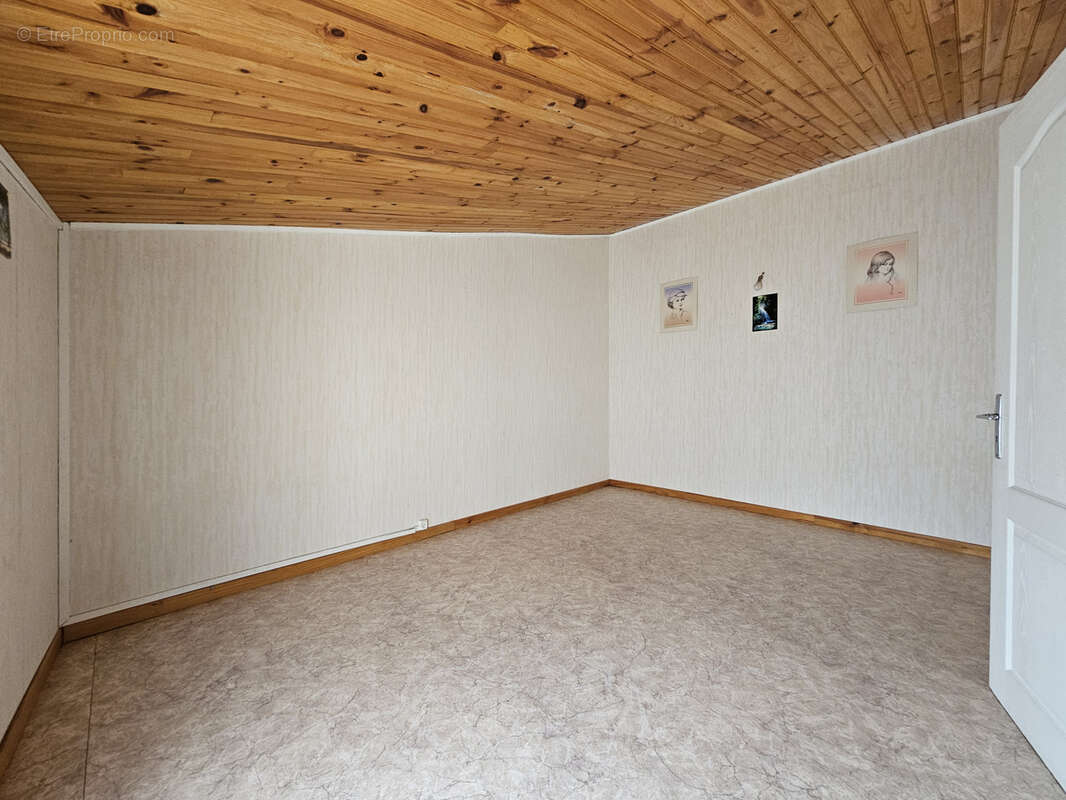 Maison à SAINT-MICHEL-EN-L'HERM