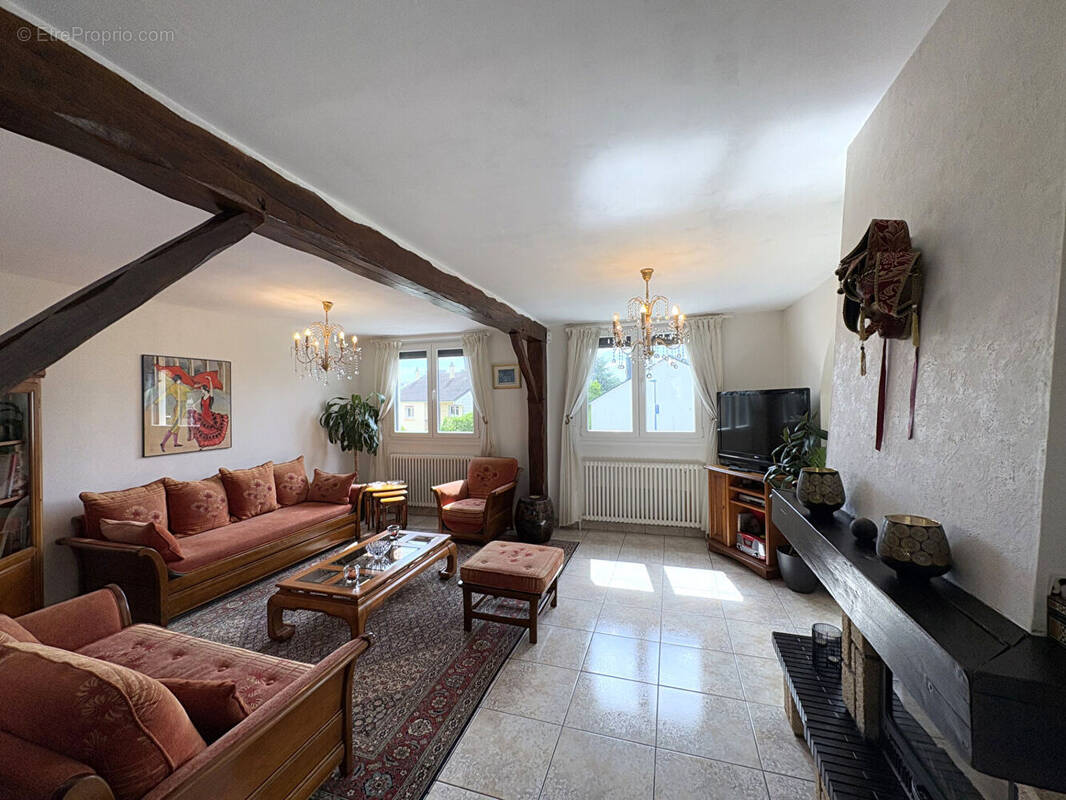 Maison à CHARLEVILLE-MEZIERES