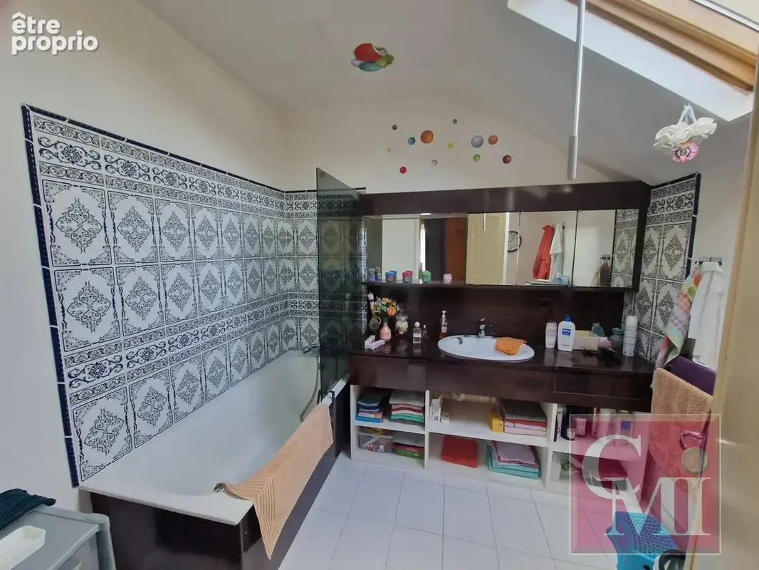 Jolie maison avec vu dégagée (4 chambres) et 385m2 de terrai - photo 9