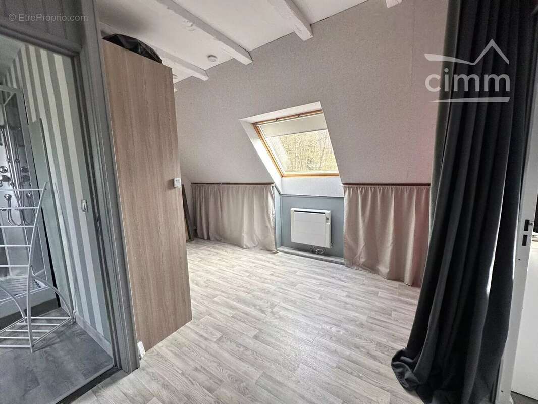 Maison à CONGIS-SUR-THEROUANNE