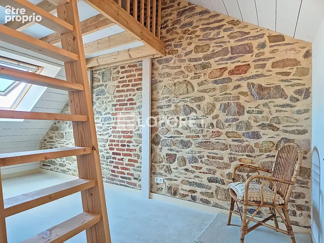 Loheac - maison de bourg atypique, esprit appartement, 4 pièces, 95 m2 - photo 8