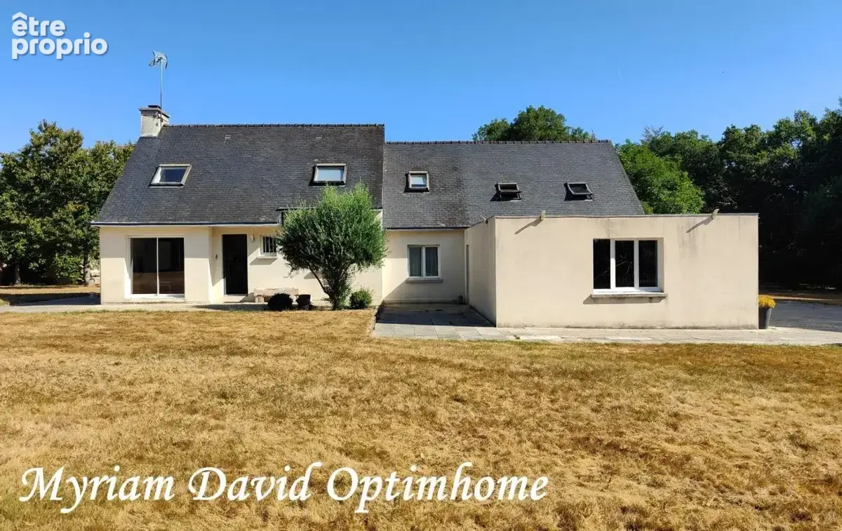 Maison à GLOMEL