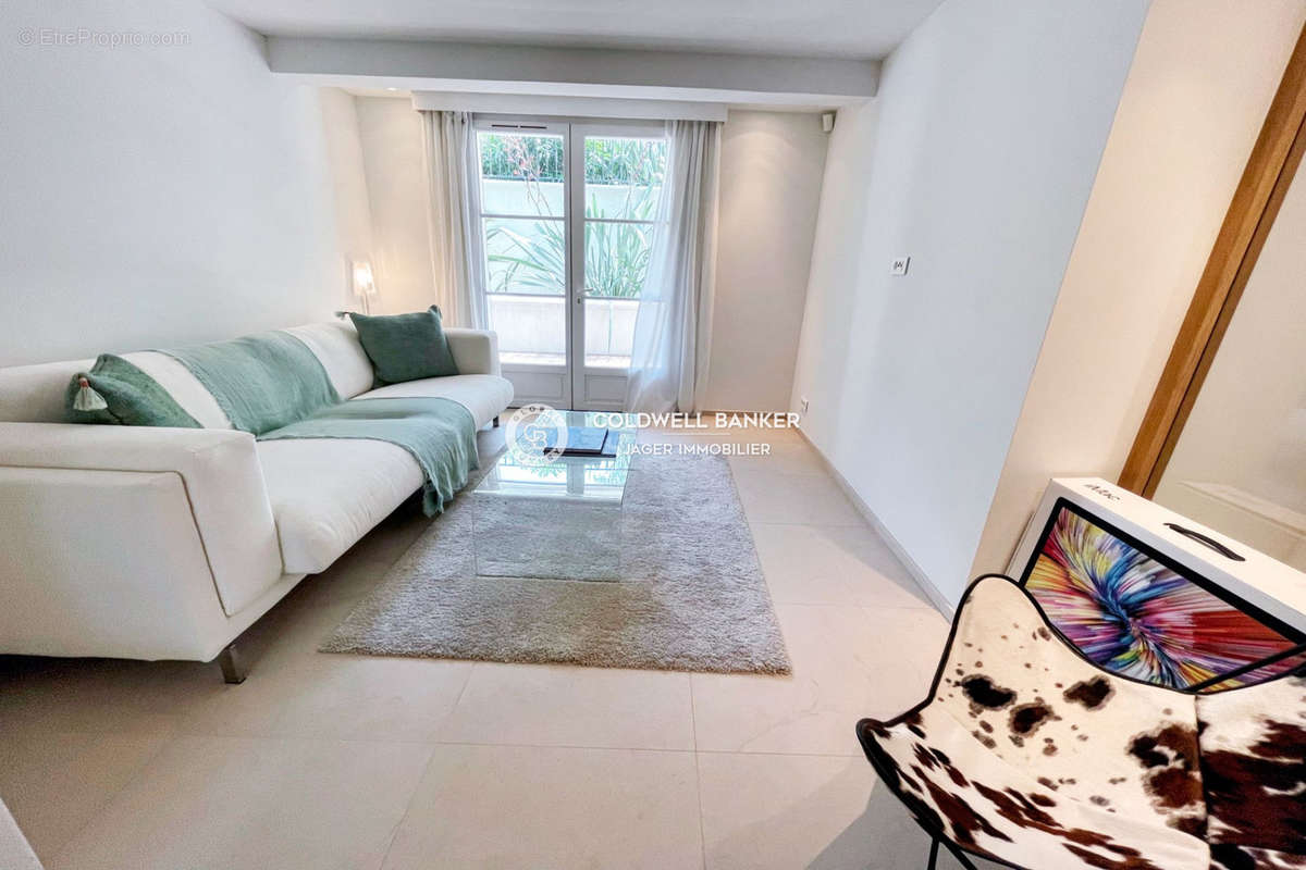 Commerce à SAINT-TROPEZ