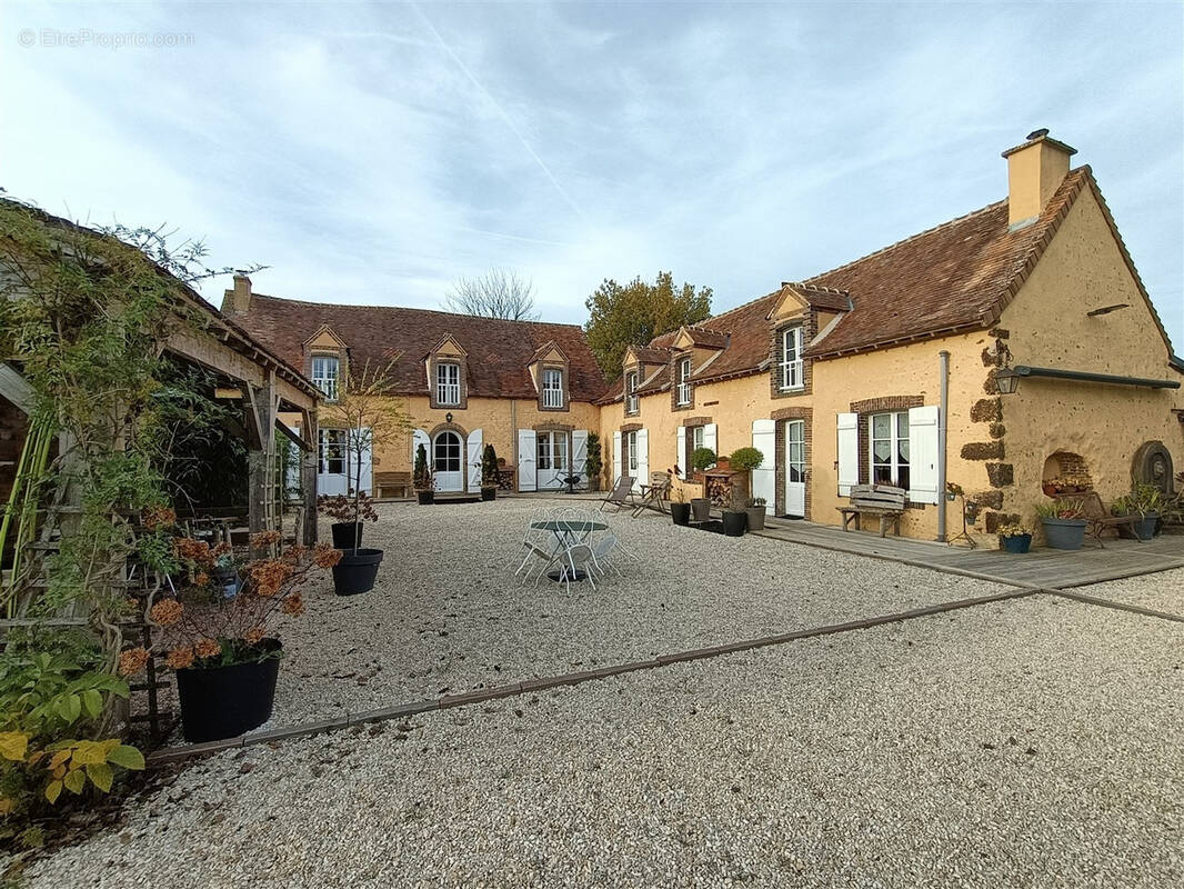 Maison à SENONCHES
