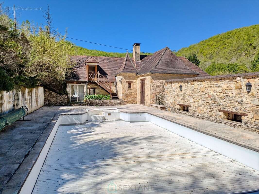 Ancien moulin en pierre de 160 m² avec piscine. - photo 4
