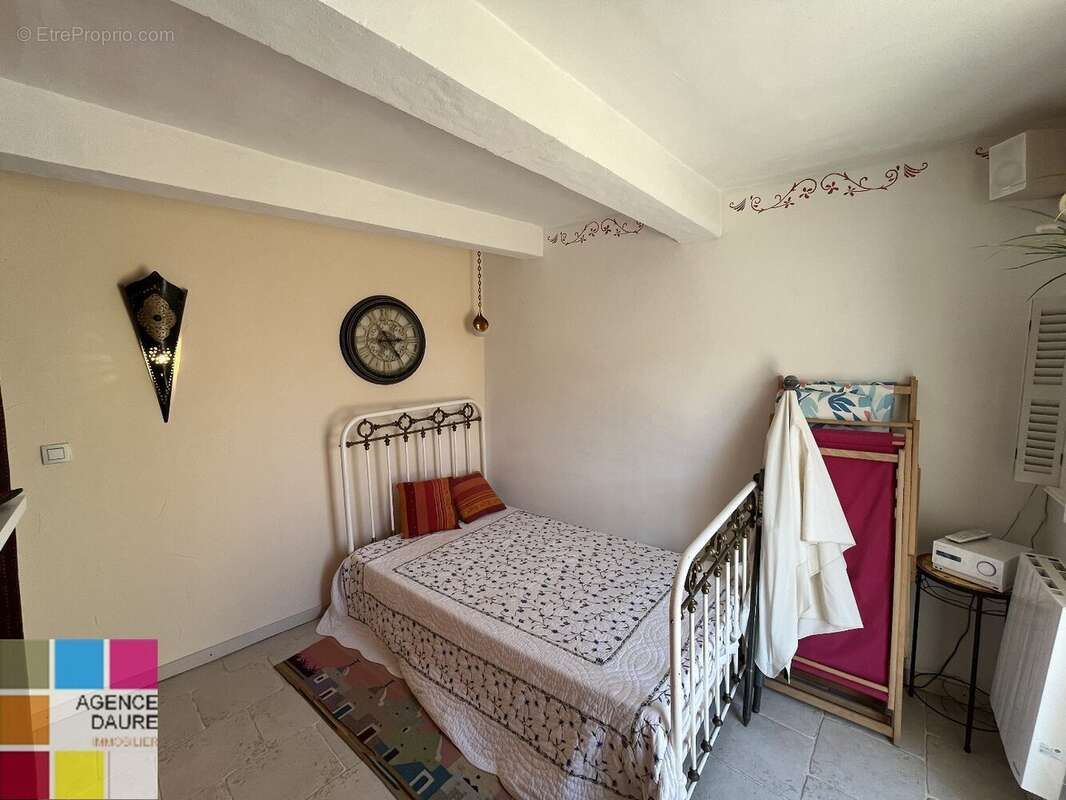 Maison à VILLENEUVE-LES-BEZIERS