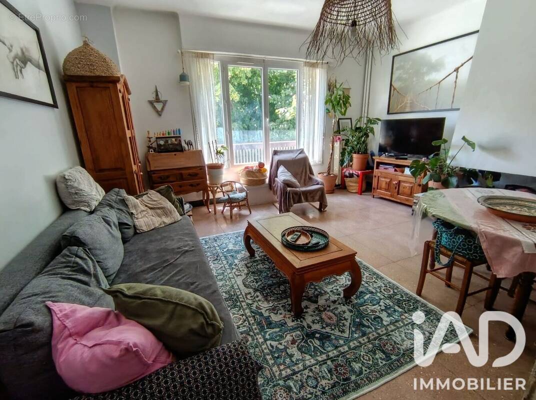 Photo 1 - Appartement à MARSEILLE-1E