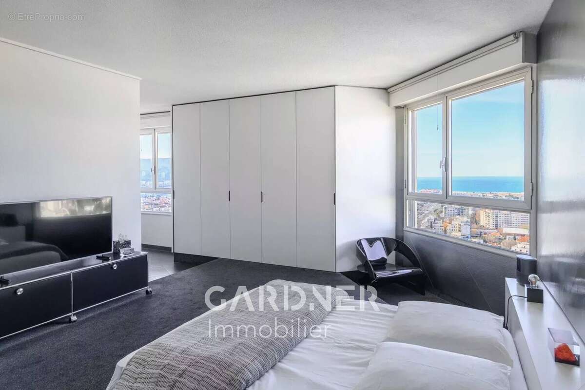 Appartement à MARSEILLE-8E