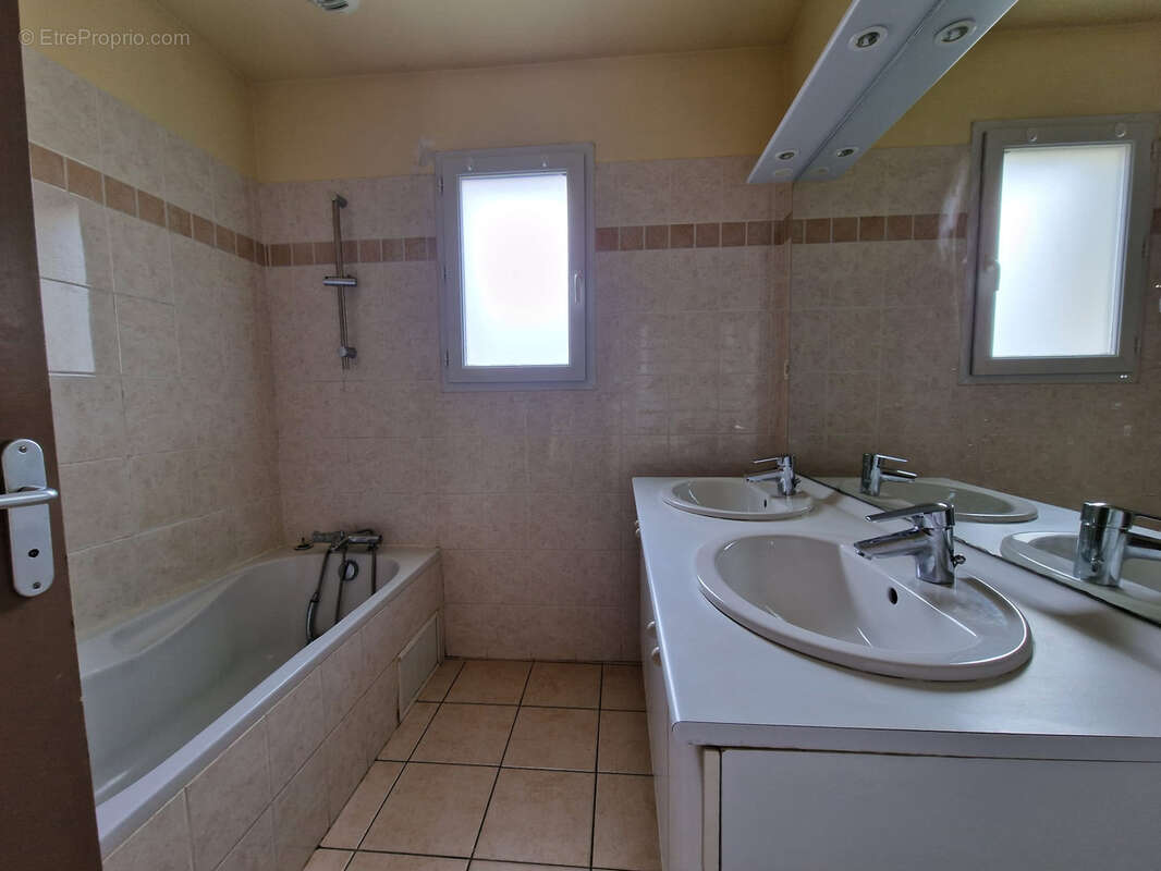 Maison à MALEMORT-SUR-CORREZE