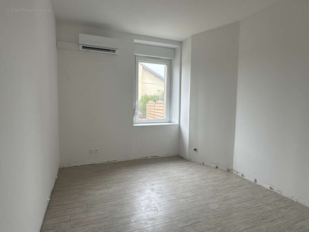 Appartement à SAINTE-MARIE-AUX-CHENES