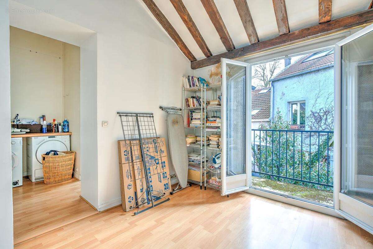 Maison à LE PLESSIS-ROBINSON